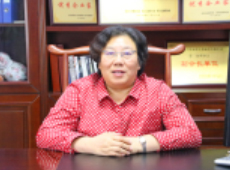 全国自强模范张巧霞